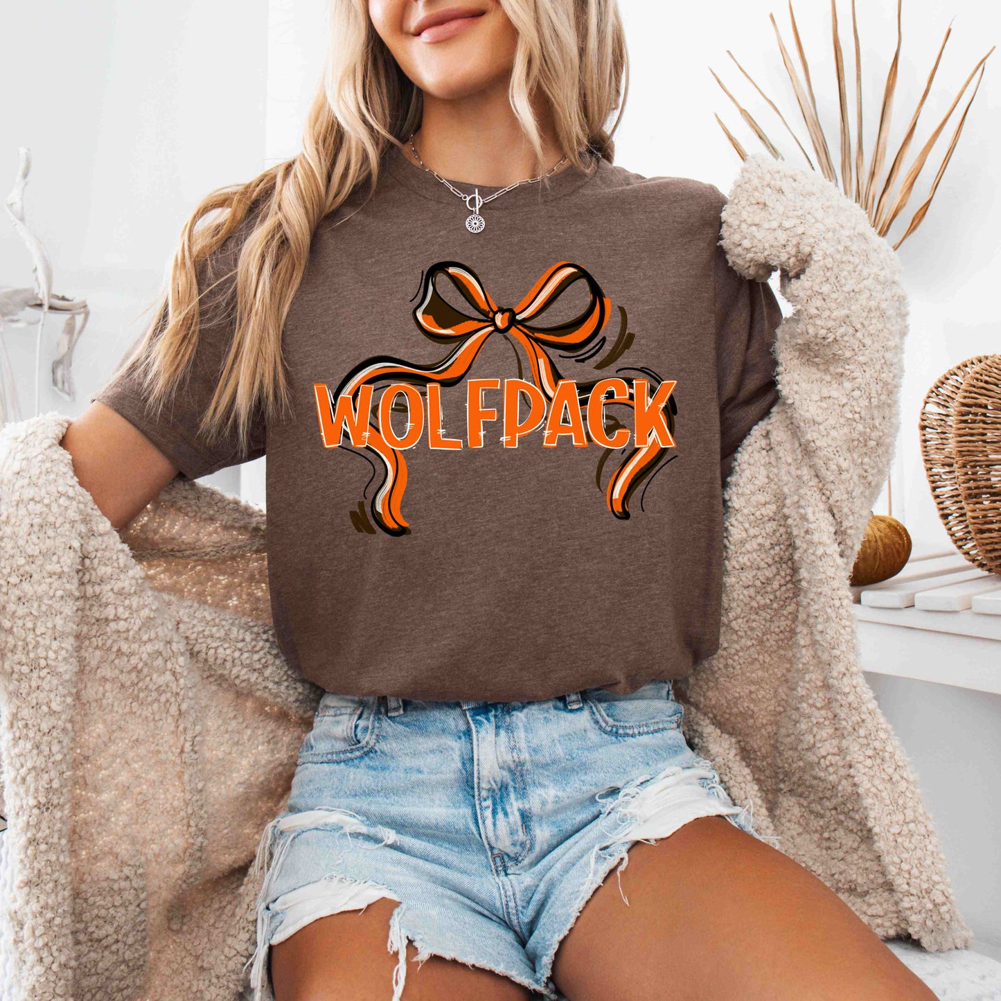 Wolfpack Bow T-shirt