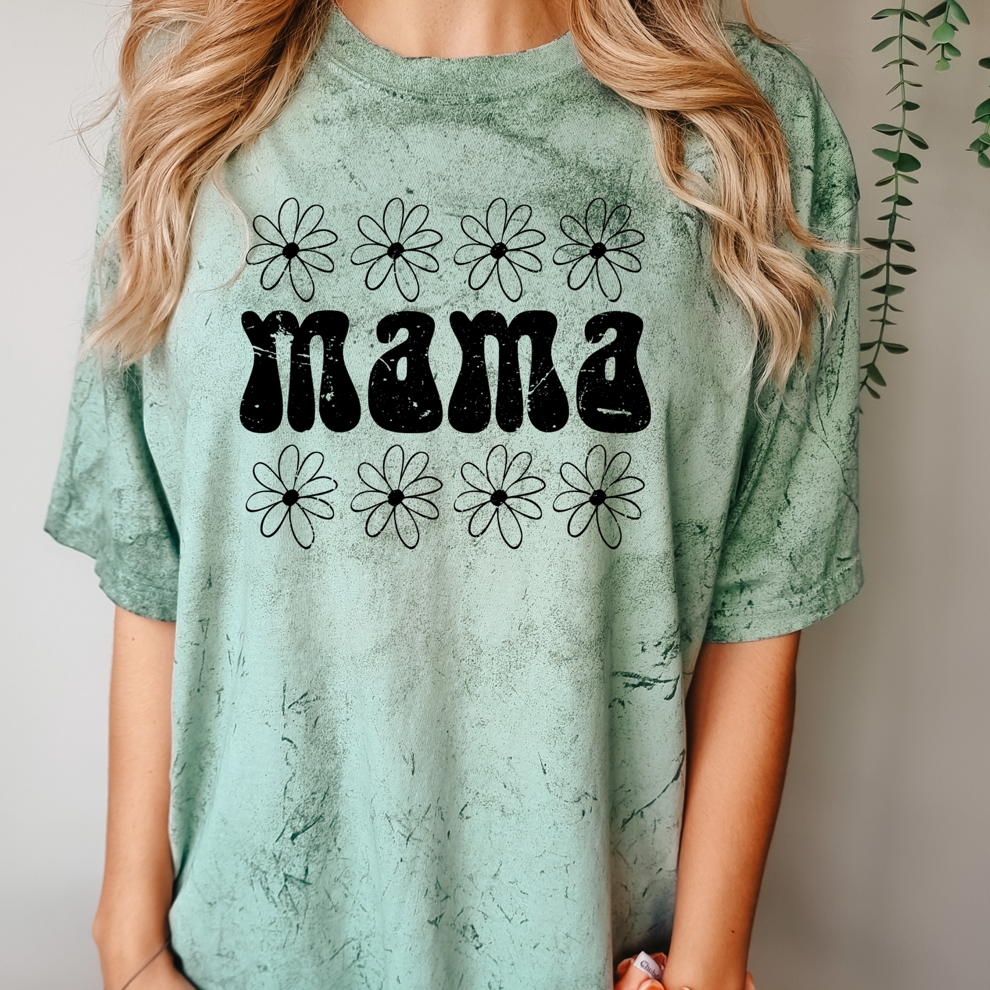 Mama Daisy Colorblast T-shirt